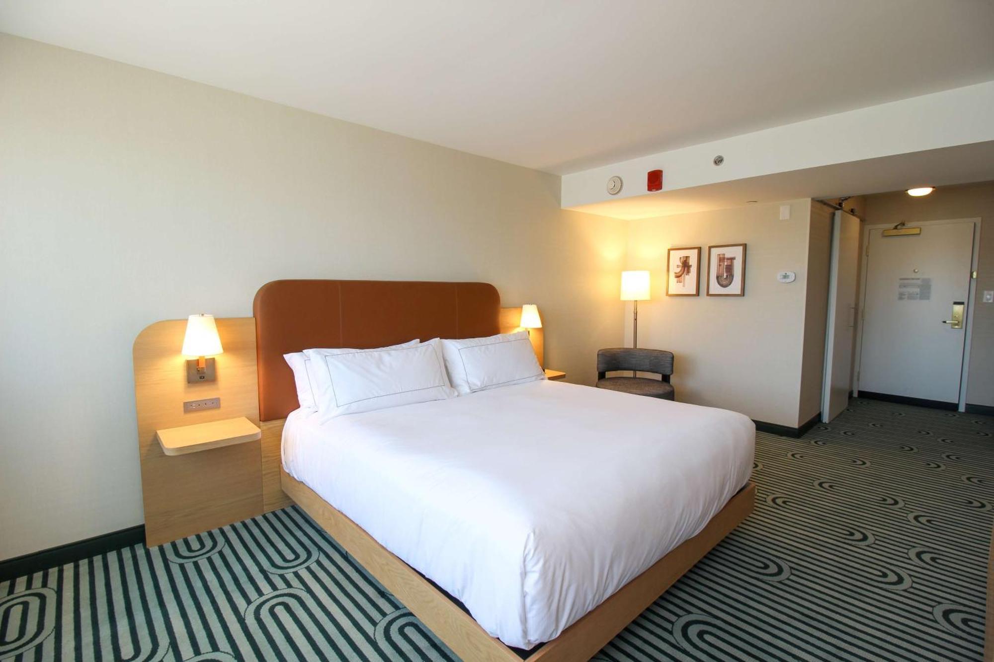 Doubletree By Hilton Clarksville Riverview 외부 사진
