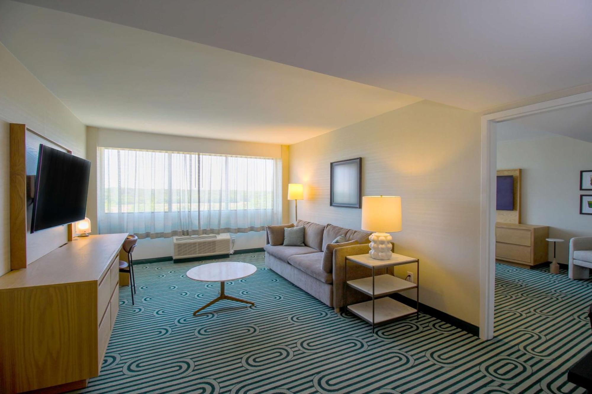 Doubletree By Hilton Clarksville Riverview 외부 사진