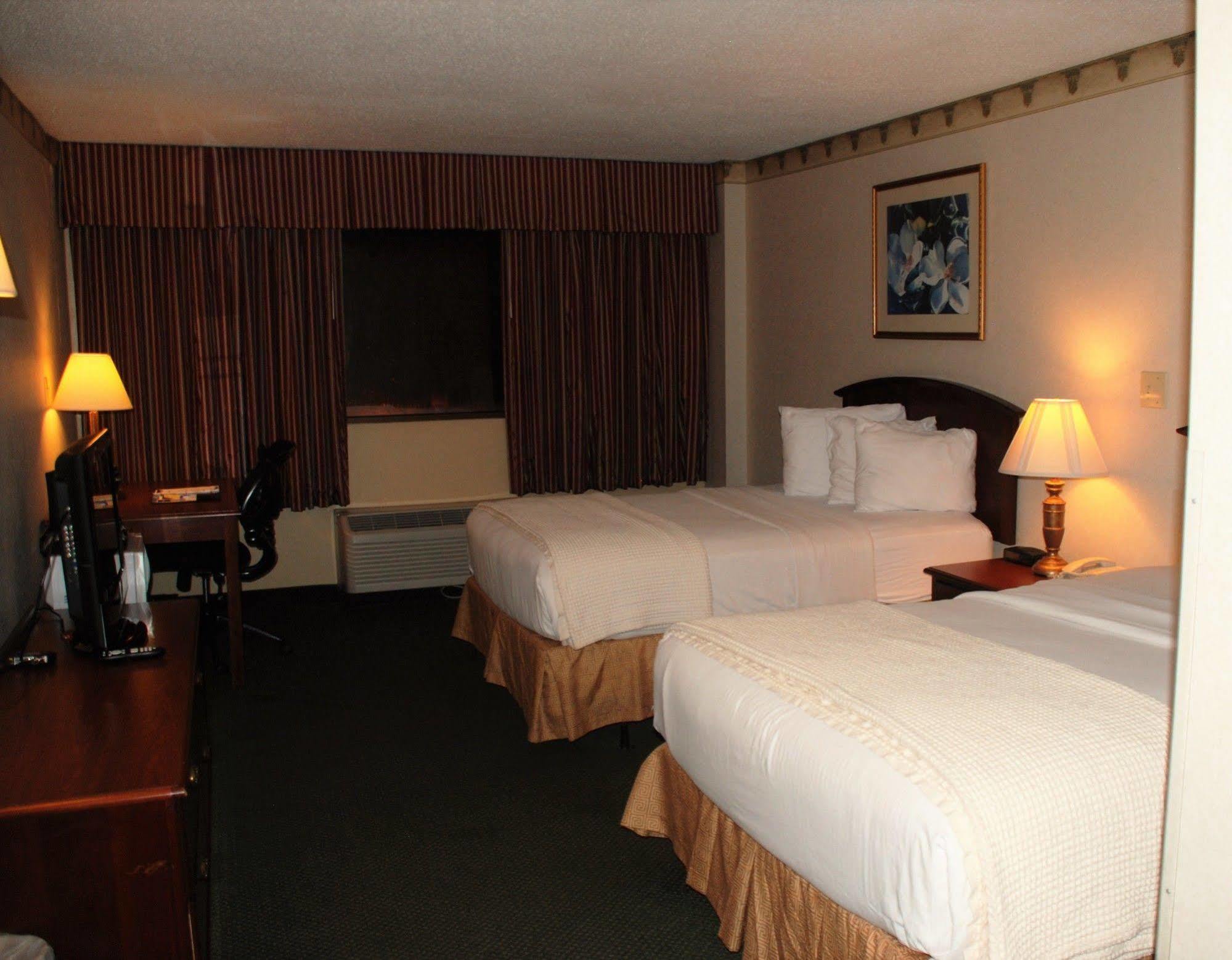 Doubletree By Hilton Clarksville Riverview 외부 사진